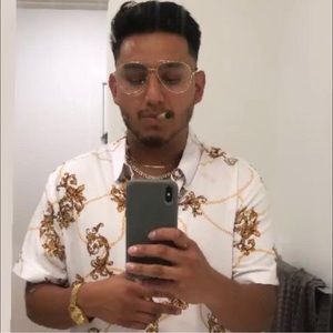 Meet your Posher, Luis